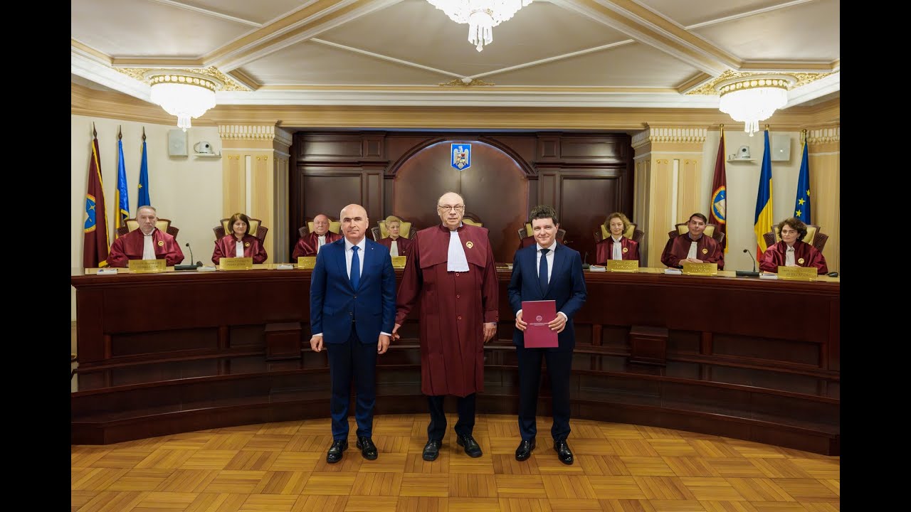 Participare la ședinţa solemnă a Plenului CCR pentru validarea alegerii Preşedintelui României