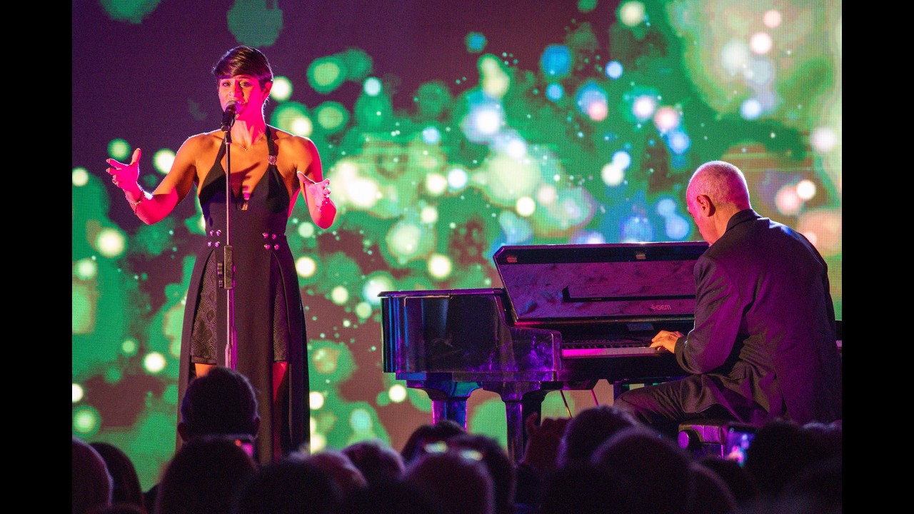 PREMIO INTERNAZIONALE VICTORIA 2025 - KARIMA, DOPO LA SUA PREMIAZIONE, CANTA ACCOMPAGNATA DAL M° REA