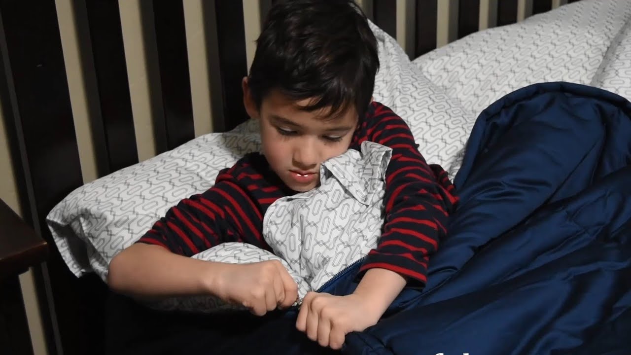 Beddy's (Bed-Ease):  [Bro Zips his Bed]