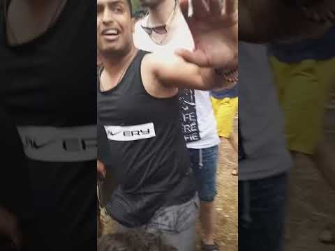 Jandarma iranliara silah çekti