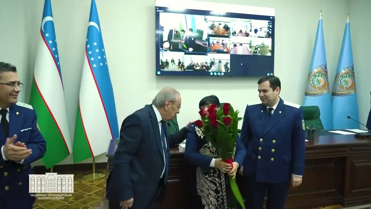 Транспорт прокуратураси органларида хизмат қилган ходимларни нафақага кузатиш маросими бўлиб ўтди.