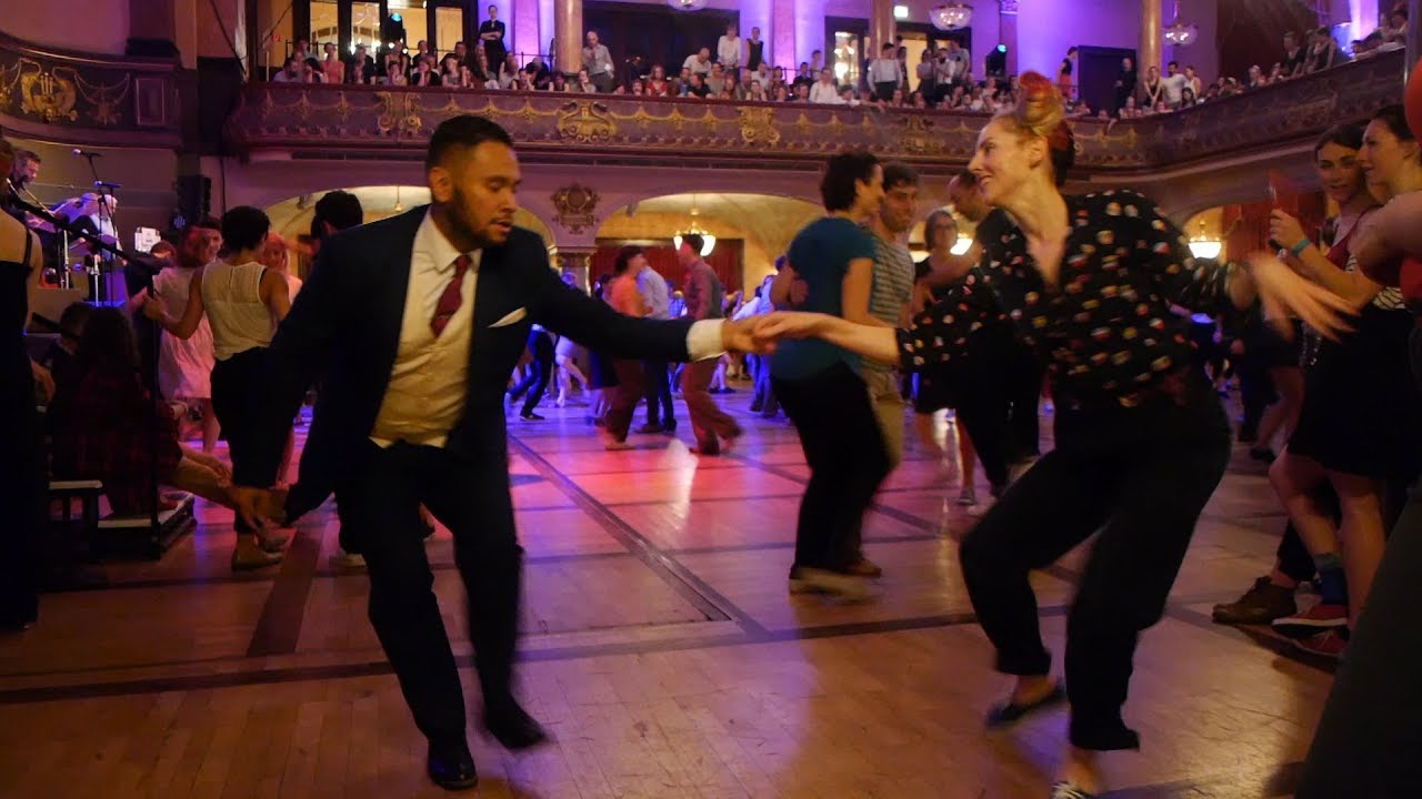 Mikey Pedroza and Jo Hoffberg - Social Lindy Hop