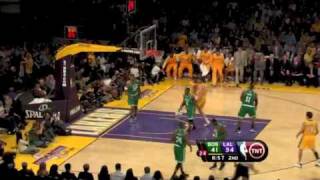 Ron Artest dunks on Rasheed Wallace