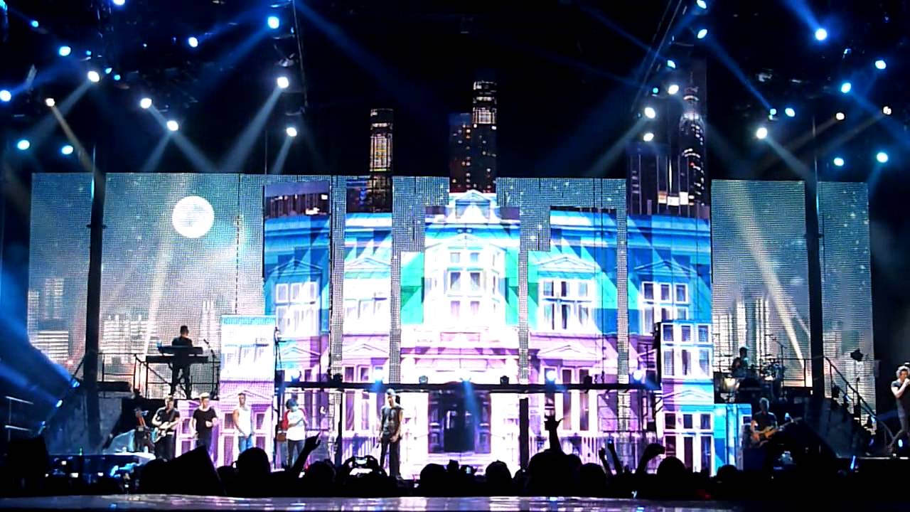 One Direction -- Melbourne October 30 2013 -- Up All Night