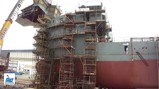 Superstruture erection - Naval Architecture
