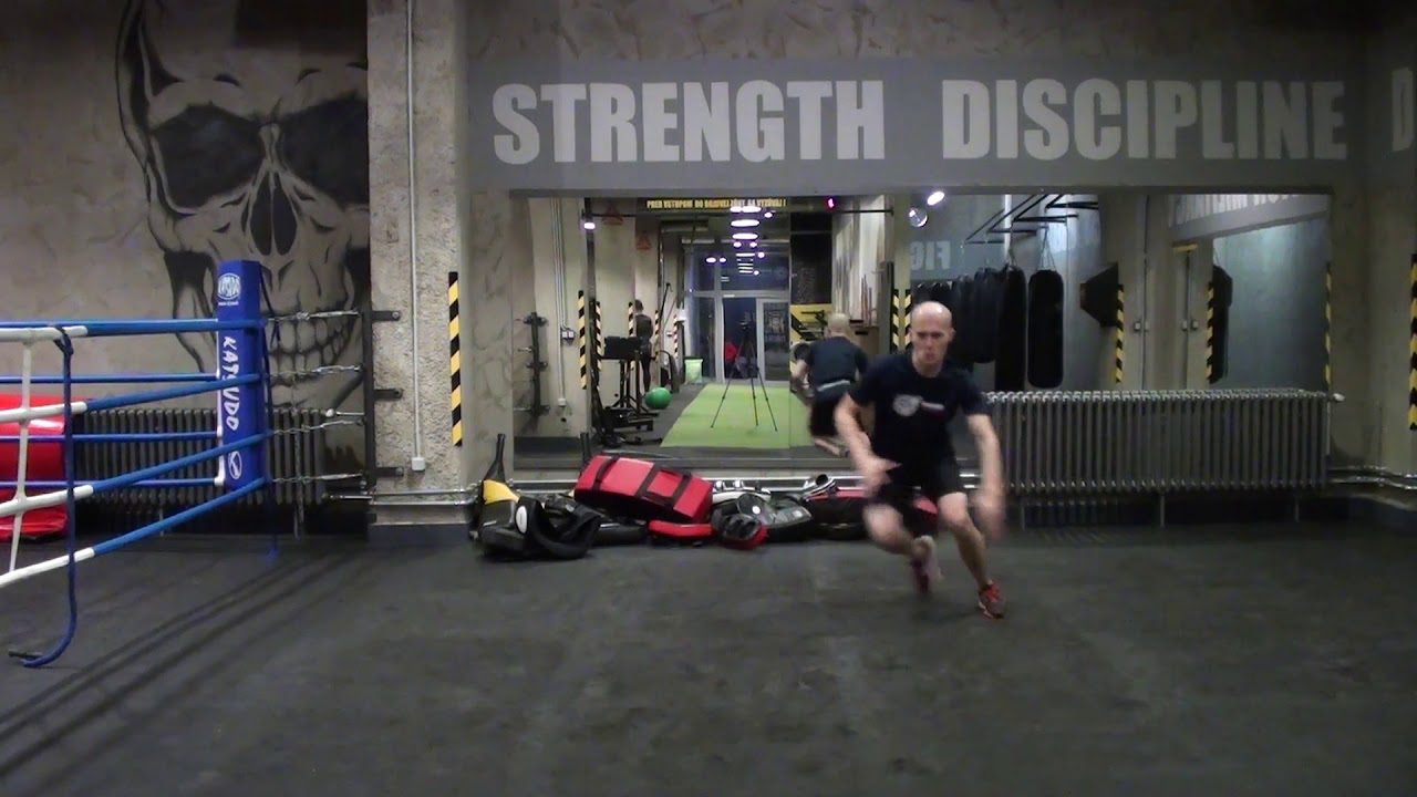 007 Lateral jumps with trunk rotation from split squat position - YouTube