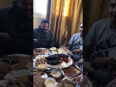 لقاء العملقه بين الفنان مغربي وحسين ابو هلال في اسكندريه مع الصحابه الجميله