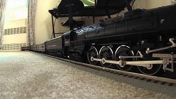 MTH Premier Line - New York Central 4-8-4 Niagra Steam Locomotive Set