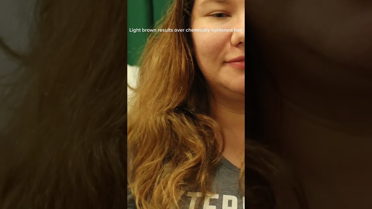 Светло-коричневая краска для волос хной на химически осветленных волосах