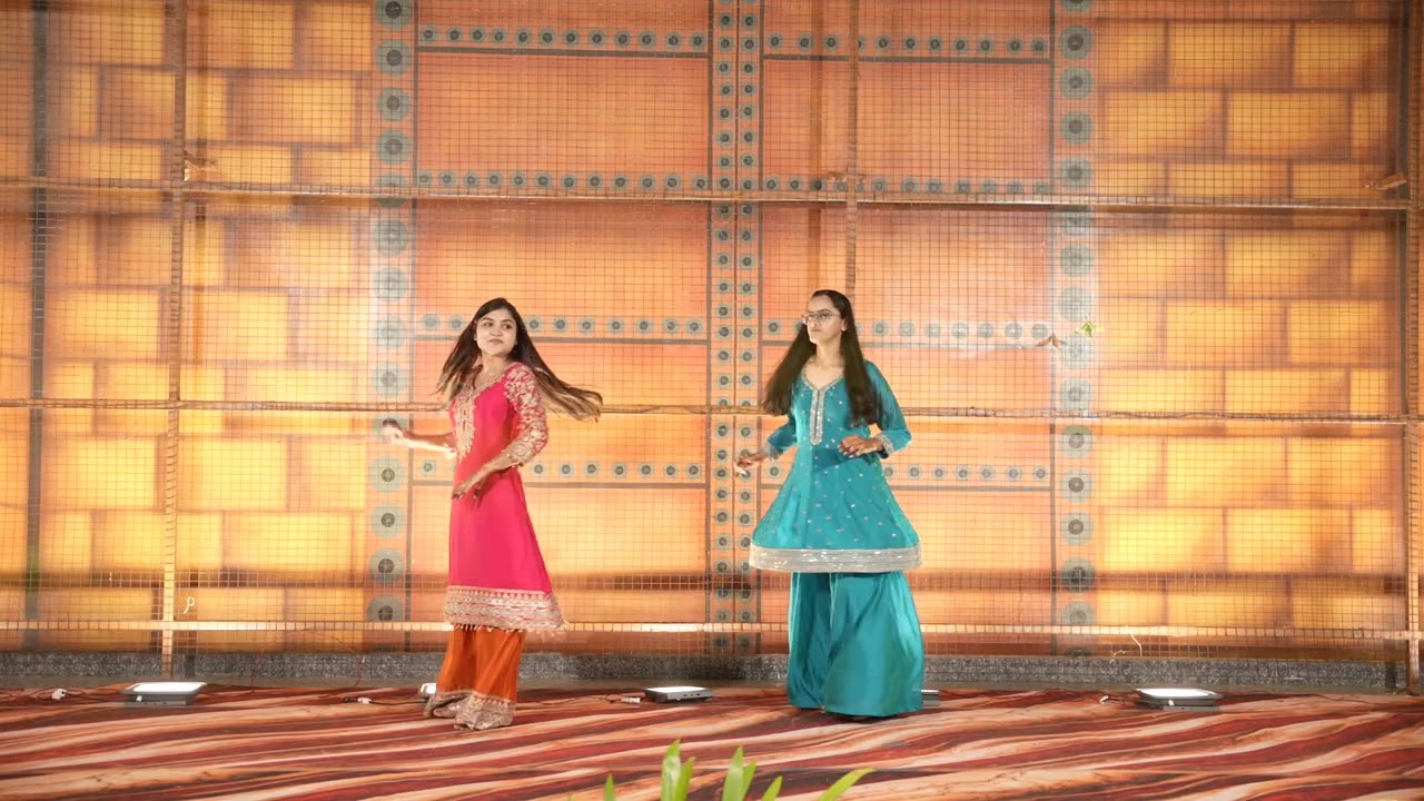 Gunjan Swamini Dance