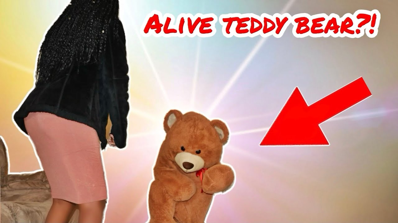 LIVE TEDDY BEAR SCARE PRANK ON GIRLFRIEND!!! YouTube