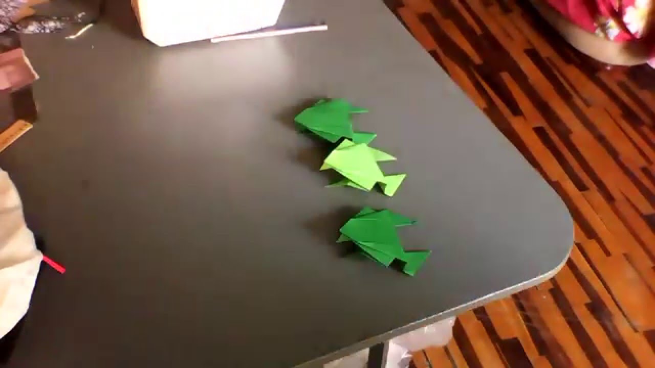 Cómo hacer sapitos saltarines de papel, origami sapitos saltarines