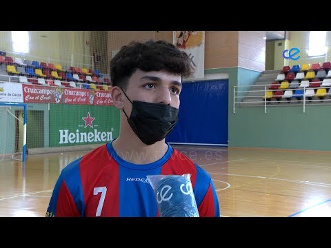 Omar abre el camino del triunfo del Puerto