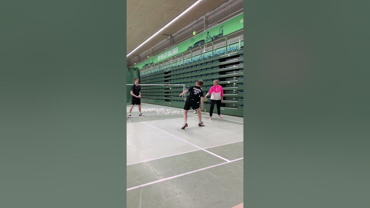 How To Train Badminton Smash Defence Anu Nieminen Coaching badminton