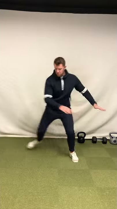 Skater jumps with rotation - YouTube