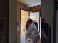 静岡県【泊まれるカフェen】リメイクシールでトイレのドアをタイル調に⭐️