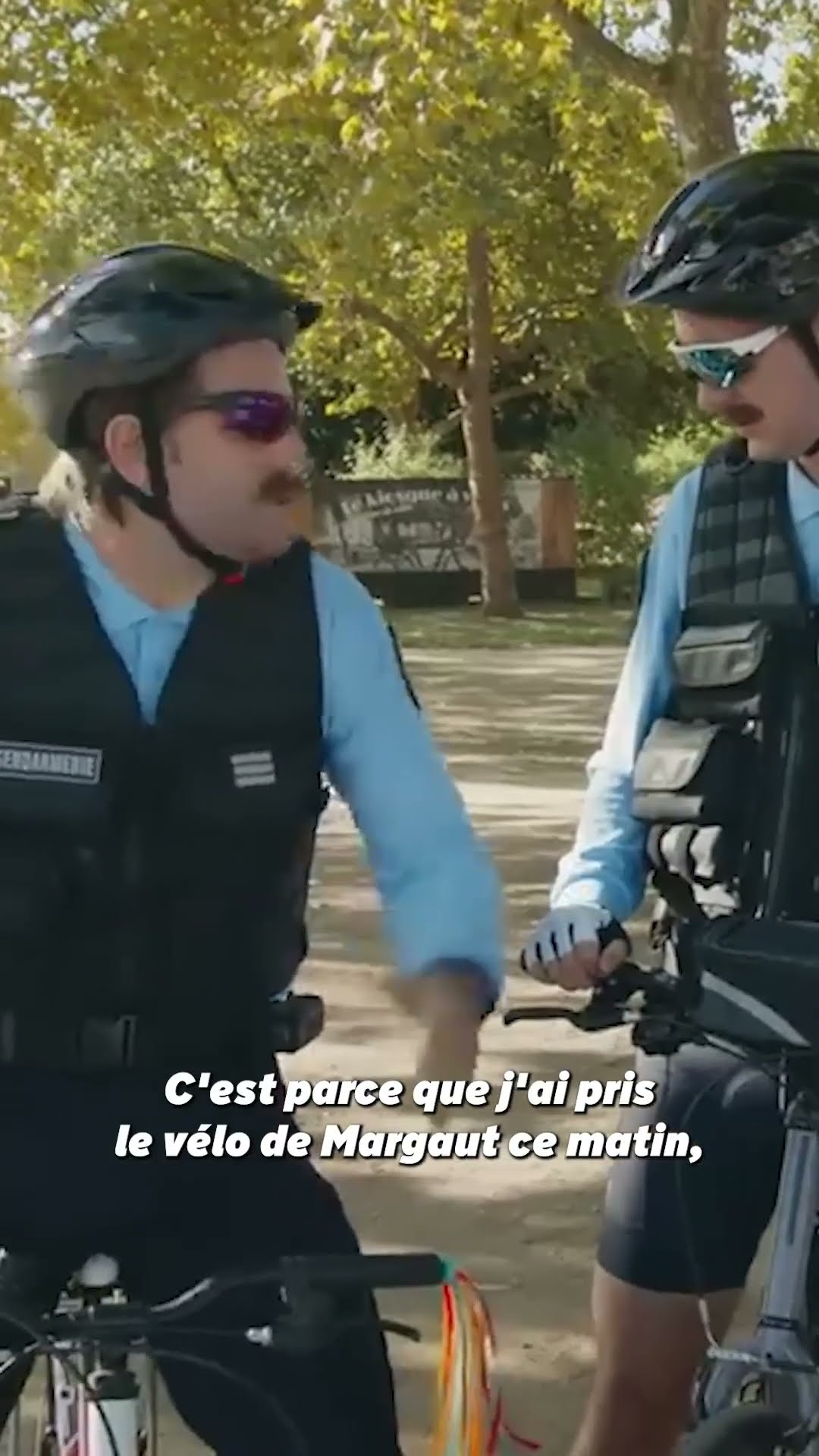 À l'ancienne : Les gendarmes à vélo