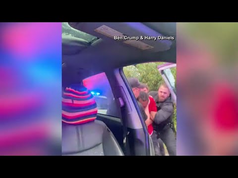 Developing | Florida man punched, tackled on camera by JSO officers