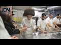 Viznitz Merkaz Rebbe Baking Matzah Erev Pesach 5780