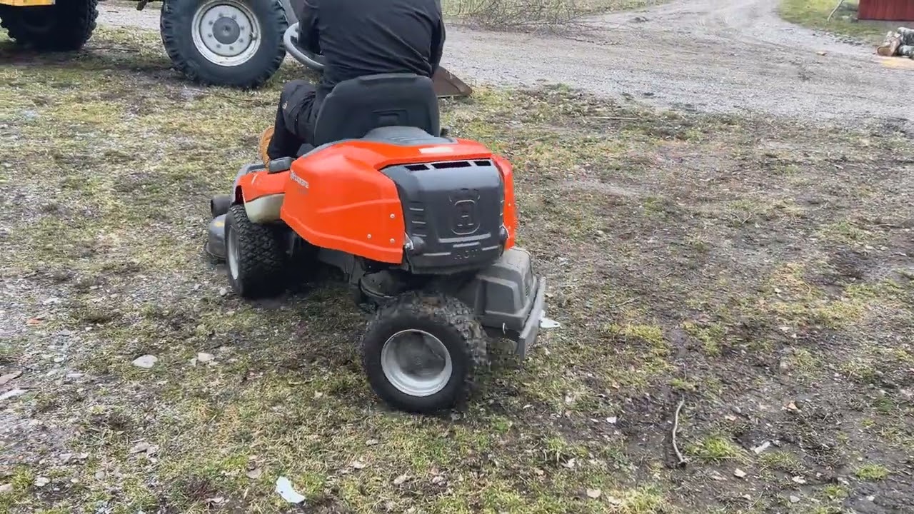 Åkgräsklippare Husqvarna R213C