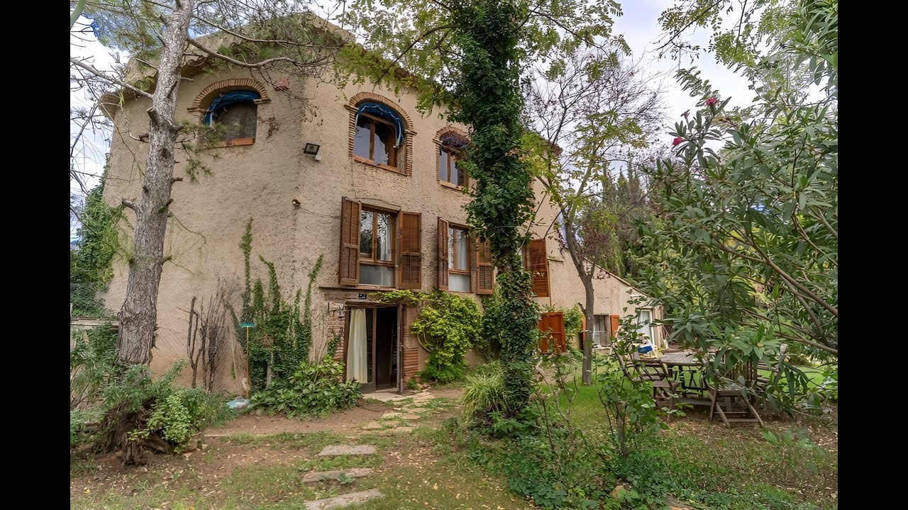 Rural Estate in a big plot, Valls, Tarragona, Spain