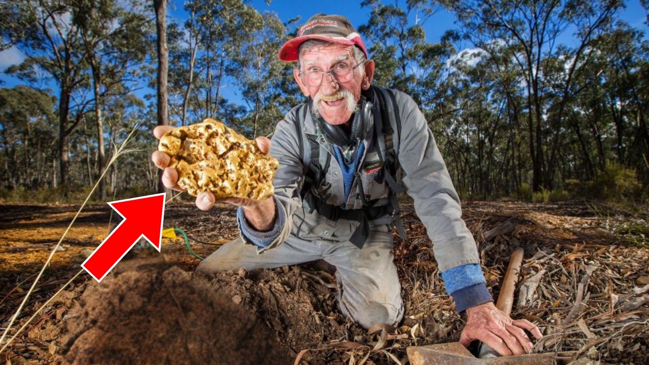 Farmer Digging His Field, Then He Stumbles Upon One of the Biggest ...