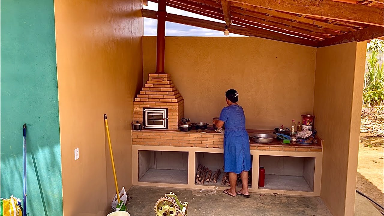 A Estreia do Fogão e Forno a Lenha na Roça Foi um Sucesso - No Estilo Caipira | Wood Stove Premiere