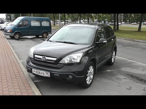 ვიდეო: როგორ იღებთ ადგილებს Honda CRV– დან?