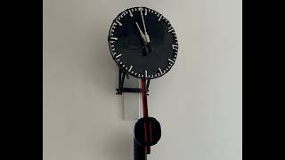 Lego Technic Wall Clock with Auto Rewind