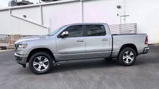 2023 Ram 2” level Toyo Open Country AT3 285/60/20