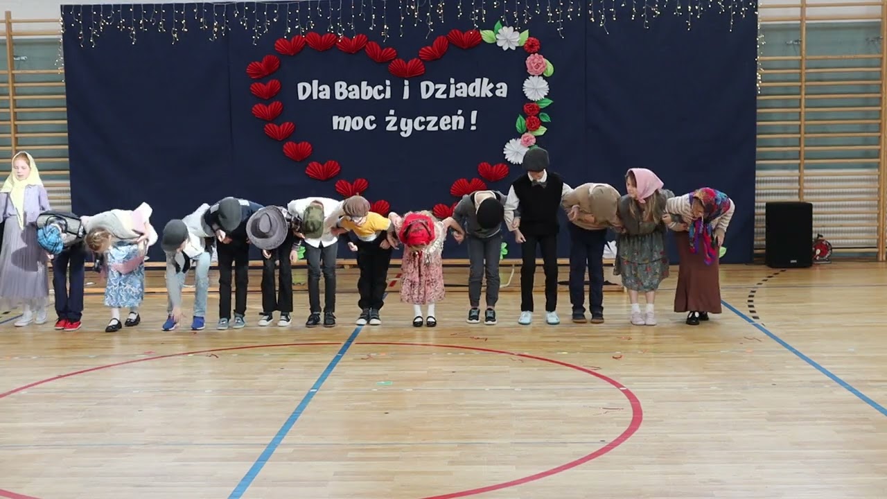 Dzień Babci i Dziadka występ kl  II
