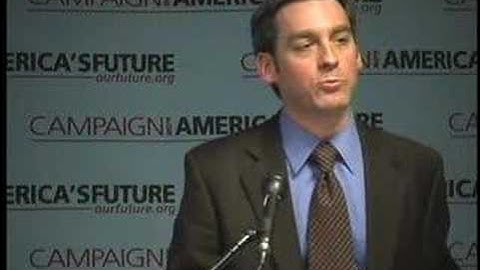 Jacob S. Hacker, The Great Risk Shift