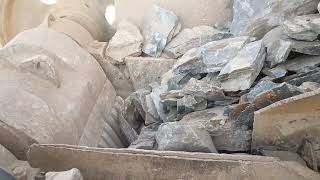 "ASMR GAINT JAW Stone Masonry Crushing - Relaxing Sounds & Visuals!" Stone masonry crushing working