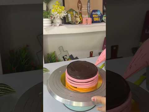 Truffle cake aur bhi bht Kuch #shorts #shortsfeed #cakedecorating