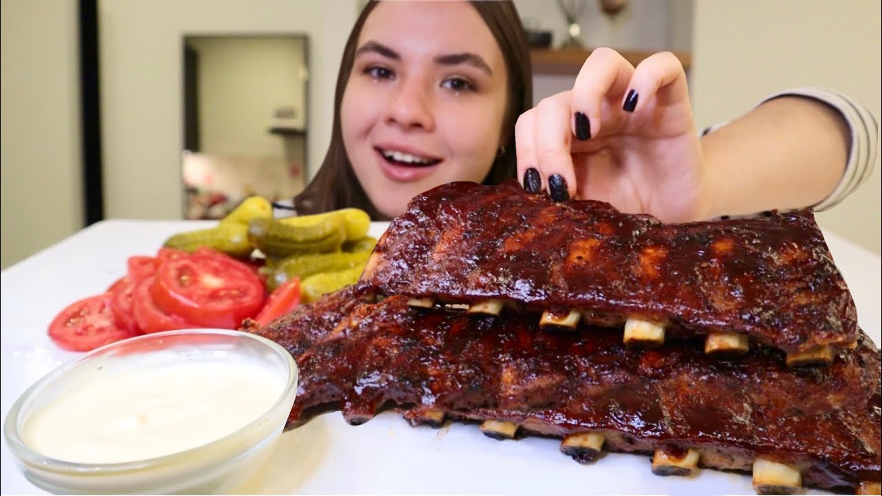 МУКБАНГ • много обо мне • объедаемся ребрами барбекю 🍖 рёбрышки barbecue ribs bbq and pork
