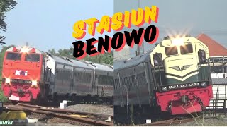 Kereta Api di Tikungan Tajam Stasiun Benowo, Spesial Lokomotif Livery Vintage dan Merah Biru RNB