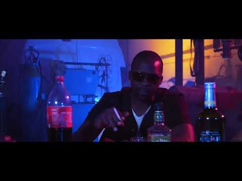 Youtube: Dry – DEMI LUNE (Clip Officiel)