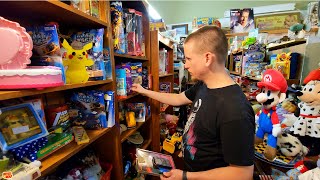 We had a BLAST Exploring THIS Antique Mall!
