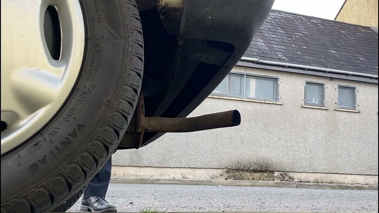 Rover Metro - All choked Up!