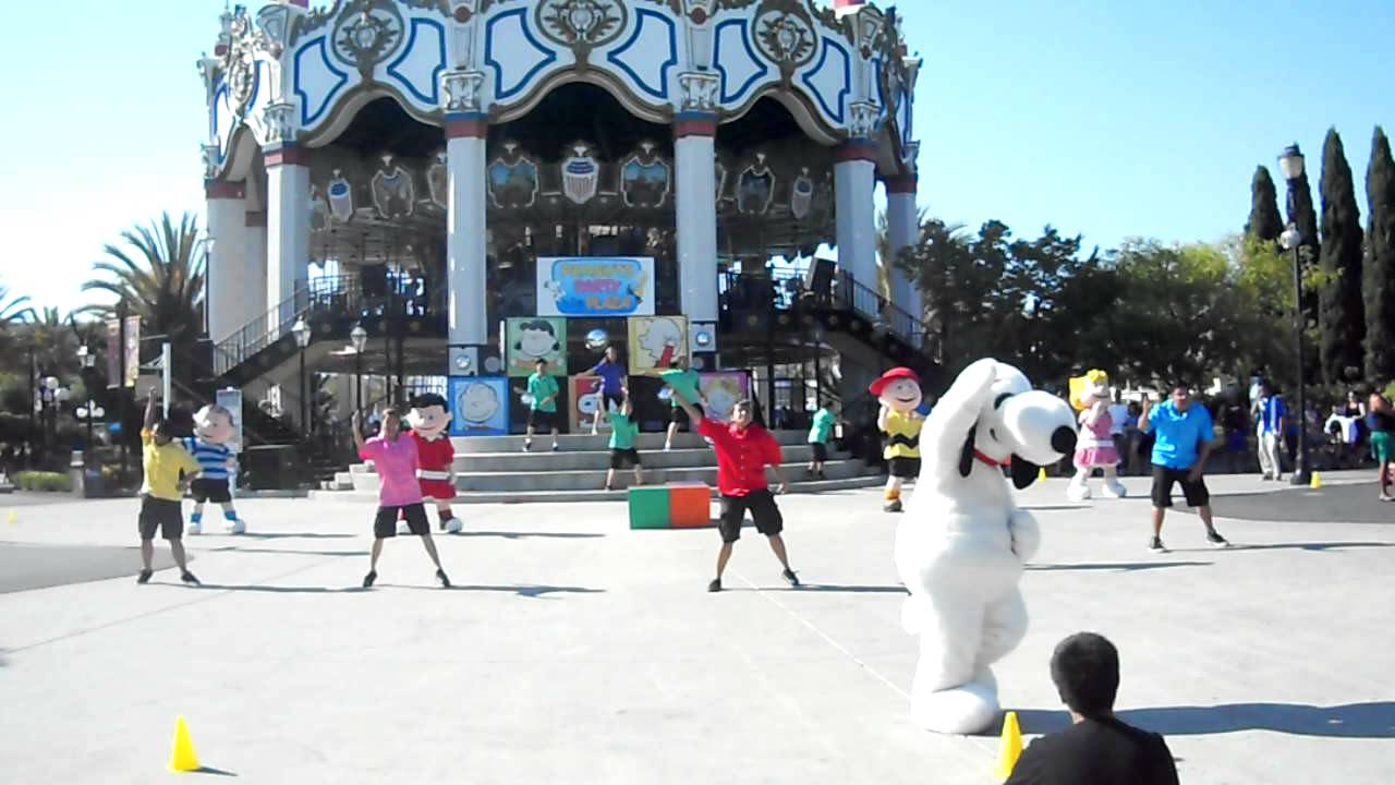 Peanut Party PlazaGreat America 7611 YouTube