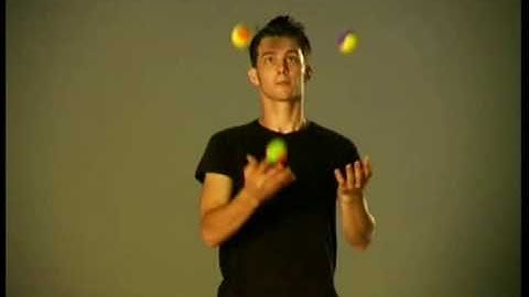 YOHO JUGGLING LESSON 7 - INTRO TO UP & DOWNS.wmv