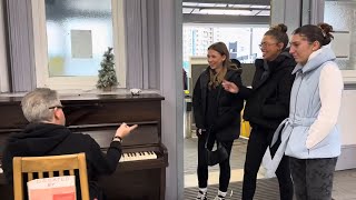 Gangstalking Girls Surround Pianist - Security Summoned