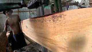 #the splitting large pine wood with easy and simple techniques with maximum results