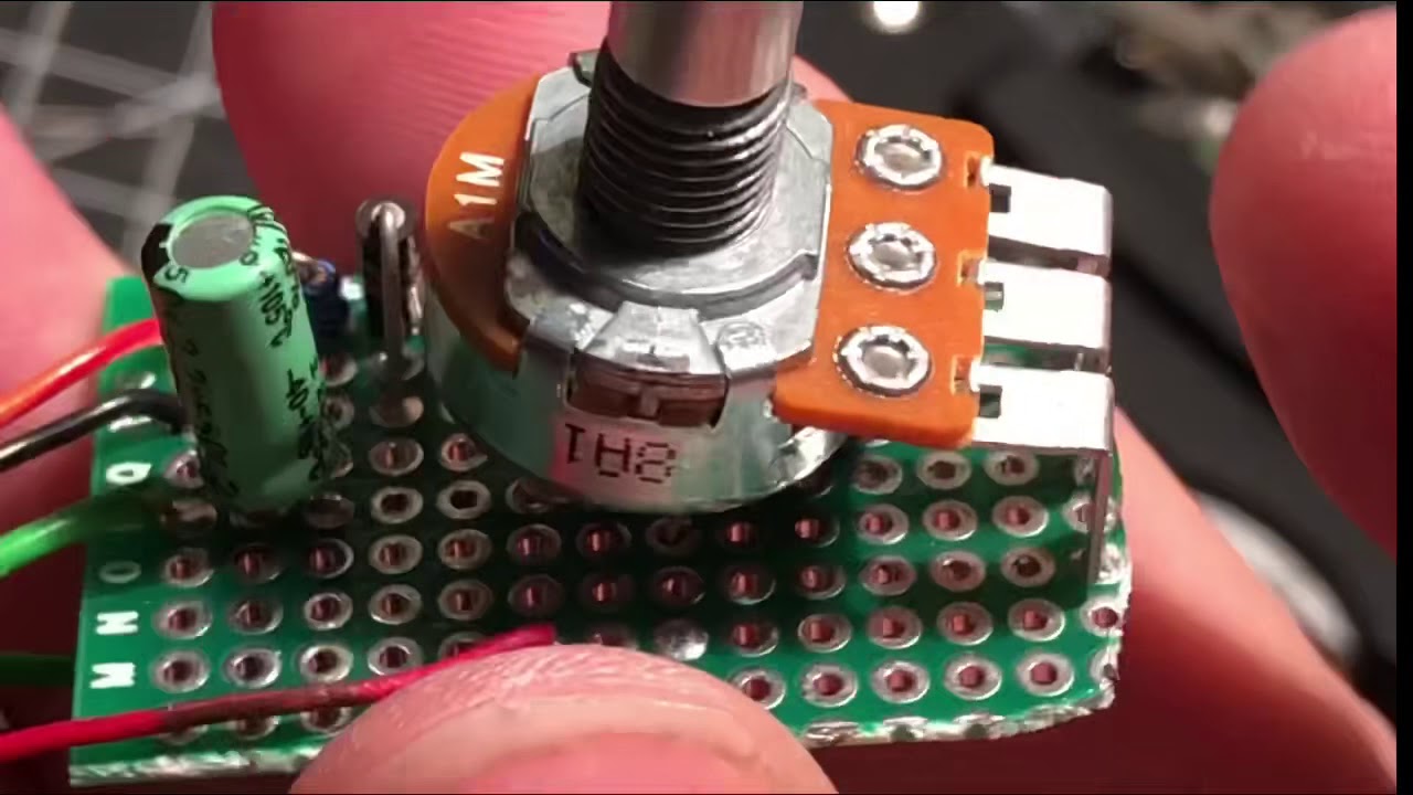 Bazz Fuss Tutorial 2 - Circuits and Kittens