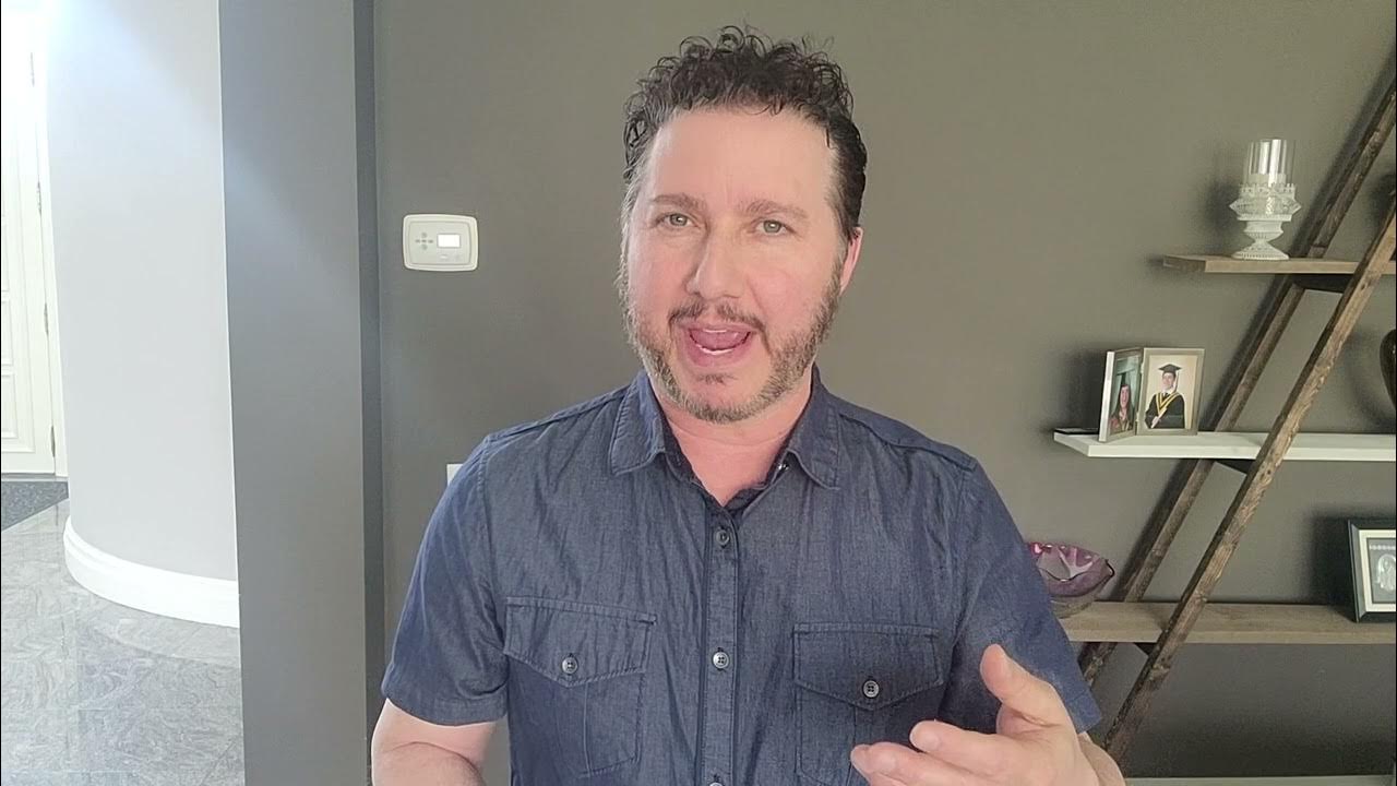 Tech Tip of the Day: Print a QR code with your guest Wi-Fi info - YouTube