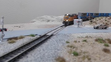 N Scale Mojave Desert Layout: Short run by
