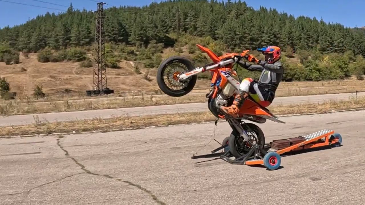 Wheelie balance training by Enduro-Ride Team