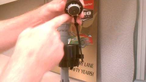 Replacing the 242 seal in a Fluidmaster 400 series fill valve