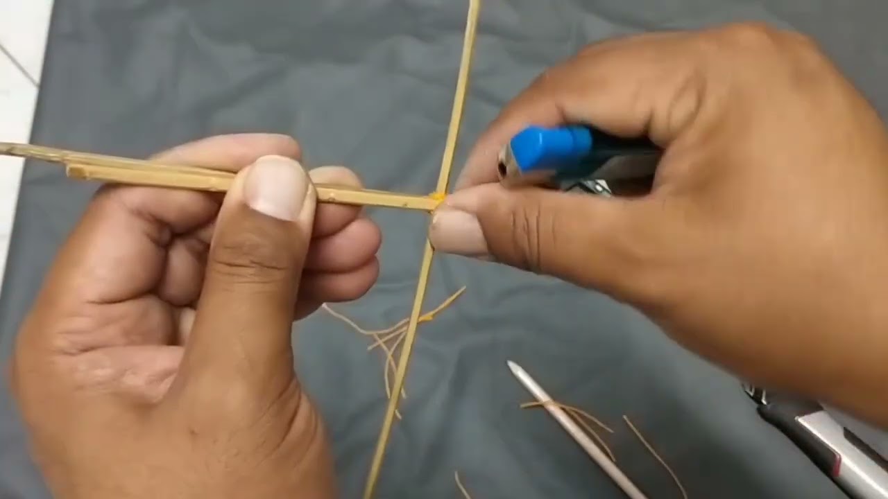 [มัดทั้งตัว] โครงว่าว จุฬา 71 ซม.