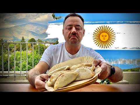 Trying Argentinian Empanadas 🇦🇷 “Trying Weas Express”